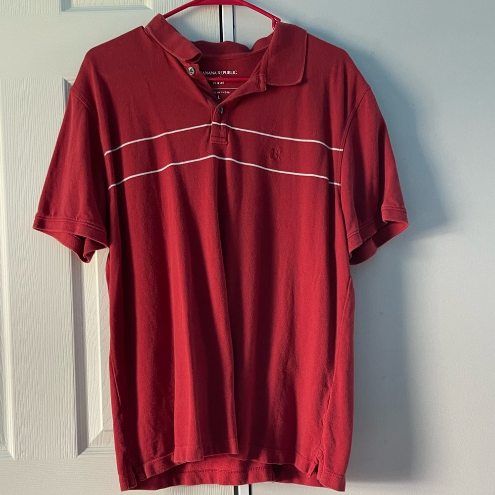 Banana Republic. Size L, red & white.
